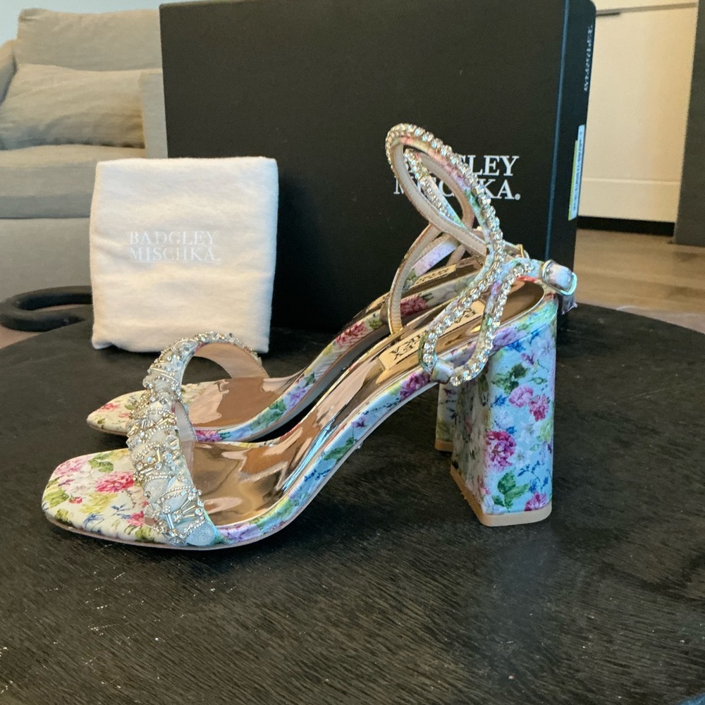 Badgley Mischka Floral Embellished Block Heel Sandals in White and Pastel Multi - Picture 3 of 8